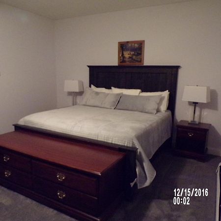 Longhouse Manor B&B Watkins Glen Ngoại thất bức ảnh